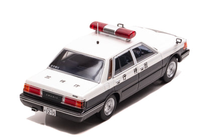 [ Back-order ] RAI'S H7438501 1:43 Nissan Cedric (YPY30 modified) 1985 MPD Mobile Traffic Unit Vehicle