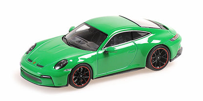 [ Back-order ] MINICHAMPS 410069602 1:43 Porsche 911 GT3 Touring 2021 Green Black model car