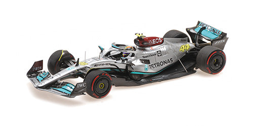[ Back-order ] MINICHAMPS 417221344 1:43 M-AMG Petronas W13 Hamilton 2022 Hungary GP2 model car