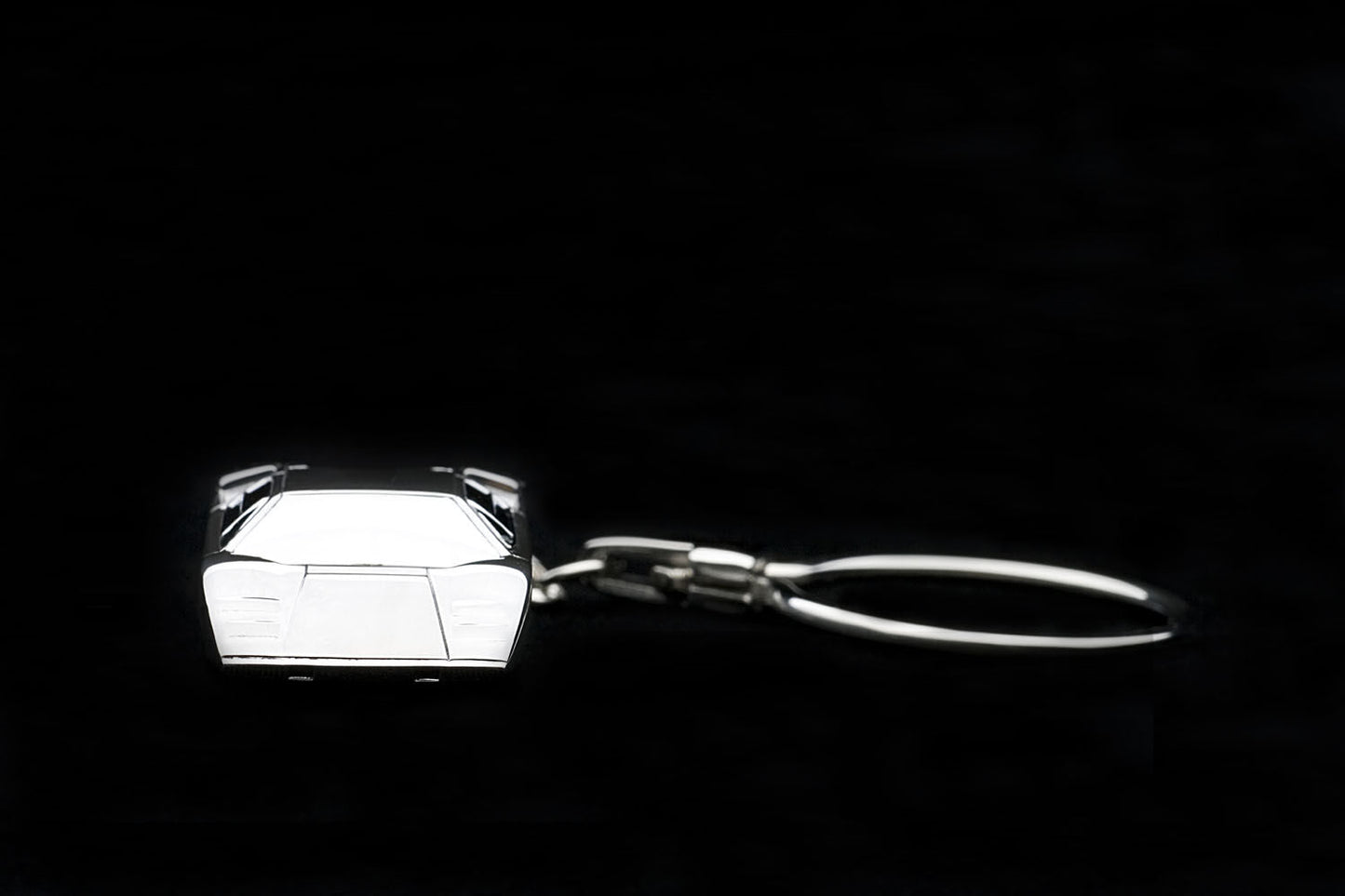 [Back-order] AUTOart 41608 1:87 Lamborghini Countach Key Chain (Aluminum)