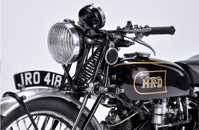 K567 Model Factory Hiro 1:9 HRD VINCENT BLACK SHADOW 1948 Fulldetail Kit