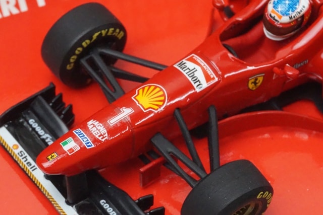 1:43 MINICHAMPS 510964321 F310/2 1996 #1 M. Schumacher MSC No.31 model car