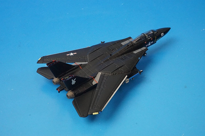 1:200 F-14A US Navy VX-4 Evaluators Black Bunny 550239 Herpa airplane model