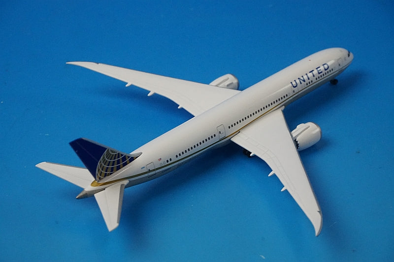 1:500 B787-9 UNITED N38950 528238 Herpa airplane model