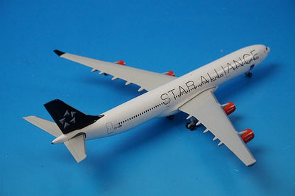 1:500 A340-300 SAS Scandinavian Stara Star Alliance OY-KBM 528474 Herpa airplane model