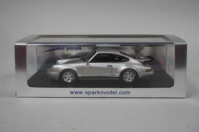 1:43 SPARK S2068 Porsche 911 Carrera Turbo 1974 model car