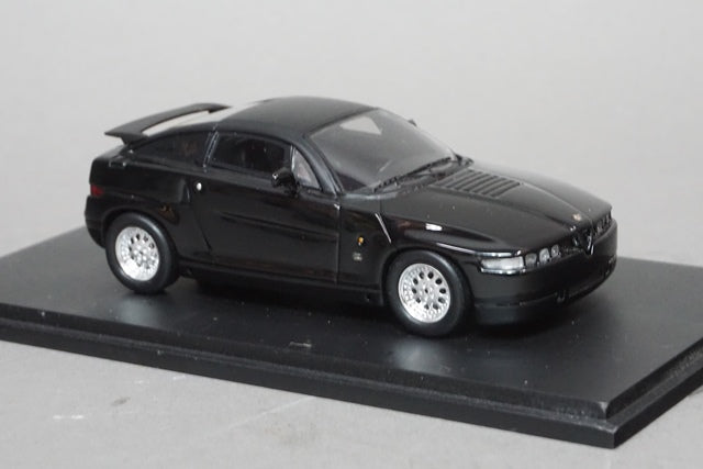 1:43 SPARK S0615 Alfa Romeo SZ1989 model car