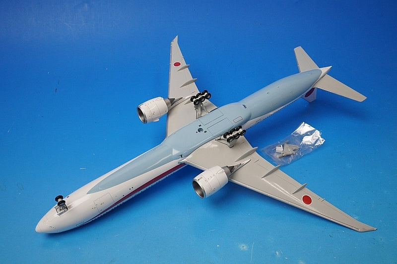 1:200 B777-300ER JASDF Japanese Government Aircraft #80-1111 G2JSD812 Gemini