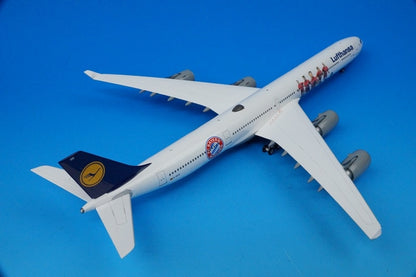 1:200 A340-600 Lufthansa FC Bayern Munich D-AIHK 100045 Eagle airplane model