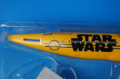 1:200 B777-200ER ANA STAR WARS C-3PO JA743A ANA airplane model