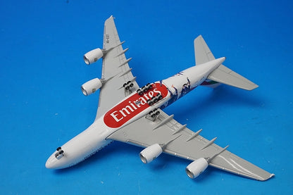 1:500 A380-800 Emirates Paris Saint-Germain A6-EOT 529440 Herpa airplane model