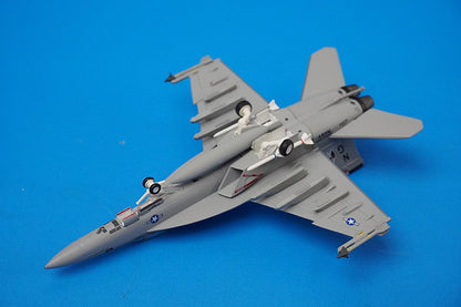 1:200 F/A-18F USN VFA-154 Black Knights NG101 6146 Hogan airplane model