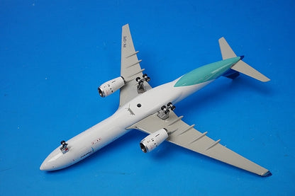1:400 A330-300 Garuda Indonesia PK-GPE 10568 Phoenix airplane model