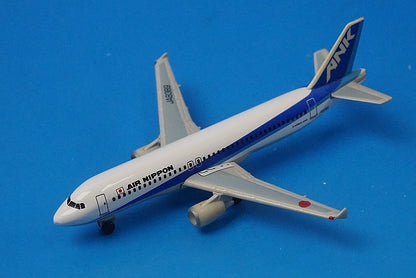 1:500 A320-200 ANK Air Nippon JA8389 Gulliver airplane model