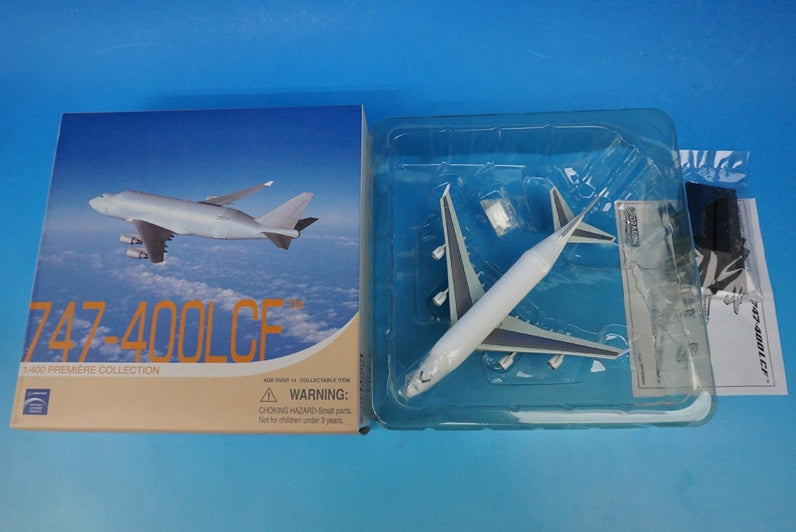 1:400 B747-400LCF All White Dream Lifter N747BC 55154 Dragon