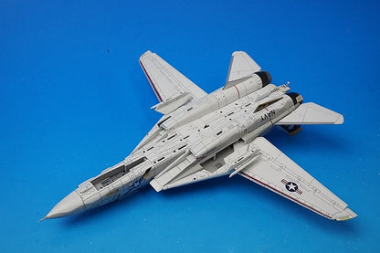 1:72 F-14A USN Jolly Rogers Wing Commander Aircraft Aboard the Nimitz Aircraft Carrier AJ200 001619 CENTURY WINGS
