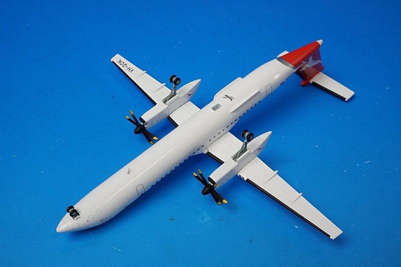 1:200 Bombardier DHC8-400 Qantaslink VH-QOK 559546 Herpa