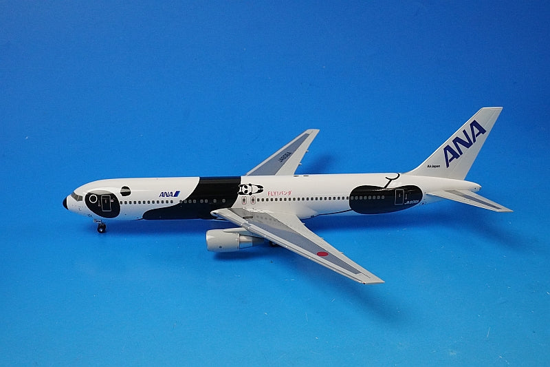 1:200 B767-300ER ANA FLY! Panda JA606A NH20040 ANA