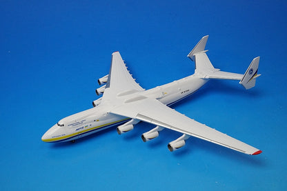 1:400 An-225 Muriya Antonov Aircraft Manufacturing Ukraine UR-82060 562287 Herpa