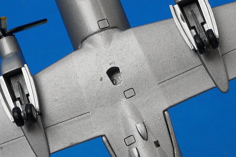 1:200 YS-11A TDA Toa Domestic Airlines Yashima JA8765 YS21128 JALUX airplane model