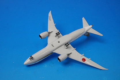 1:400 B787 ANA Gold Jet JA787C Junk Item 10136 Phoenix airplane model
