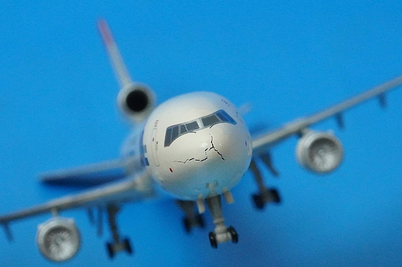 1:400 MD-11 JAL Arc Paint JA8582 10053 Phoenix airplane model