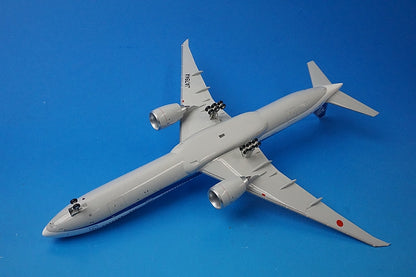 1:200 B777-300ER ANA JA784A NH20047 ANA airplane model