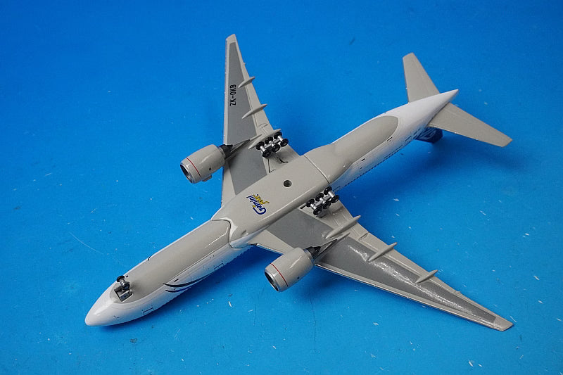 1:400 B777-200ER New Zealand ZK-OKB GJANZ515 Gemini airplane model