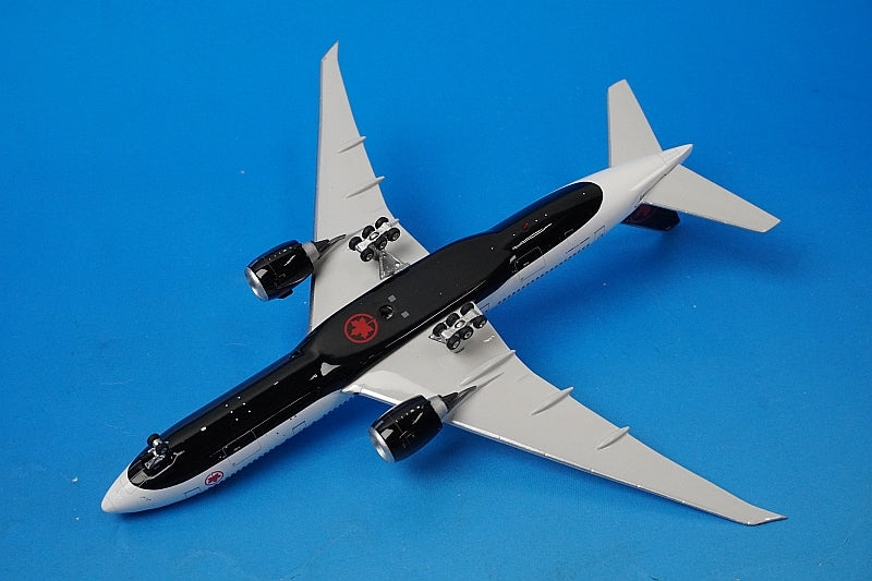 1:400 B777-200LR Air Canada C-FNND 04215 Phoenix airplane model