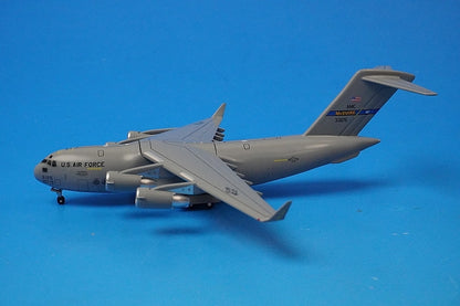 1:400 C-17 Globemaster III USN United States Air Force McGuire Air Force Base GMUSA013 Gemini airplane model