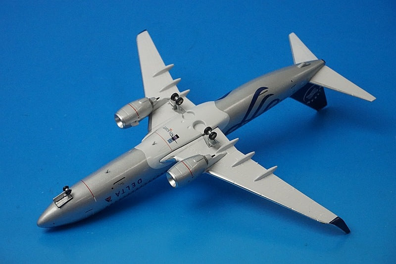 1:200 B737-800 Delta SkyTeam N3765 IF7380611 INFLIGHT airplane model