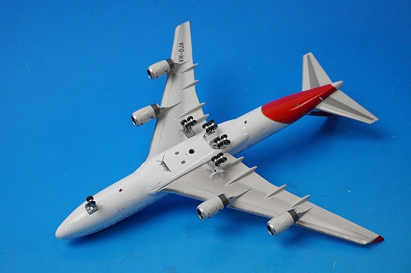 1:400 B747-400 Qantas VH-OJA 11109 Phoenix airplane model