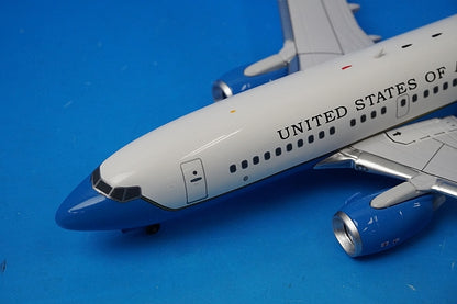 1:200 B737-700 C-40B USAF VIP Transport Aircraft 50730 AV2737001 Aviation airplane model