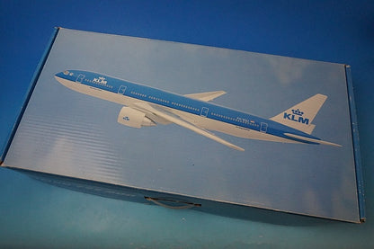 1:100 B777-200 KLM Netherlands PH-BQJ airplane model