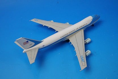 1:400 VC-25A(B747-200) Air Force One #28000 55544 Dragon