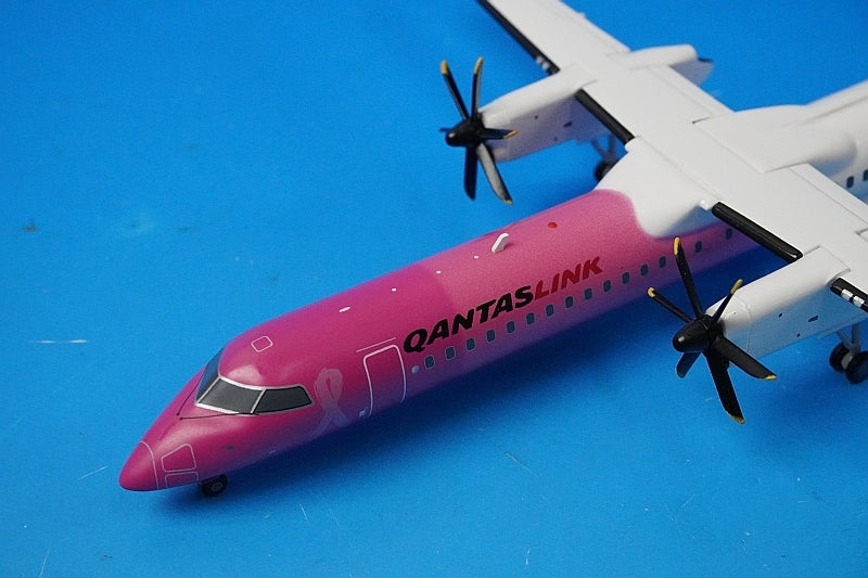 1:200 DHC-8-400 Qantaslink Pink Ribbon VH-QOD #71247 Jet-x airplane model