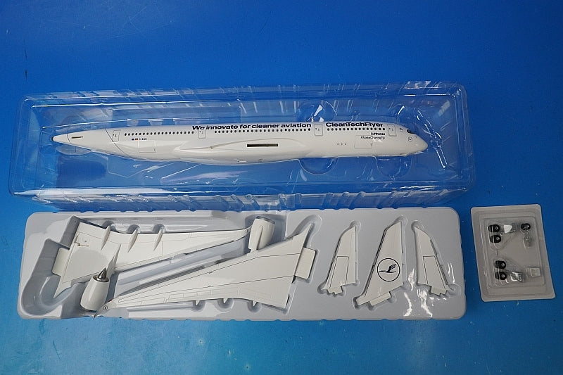 1:200 A350-900 Lufthansa CleanTechFlyer D-AIVD LW200DLH024 LIMOX airplane model