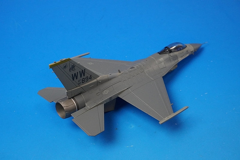 1:72 F-16CM (Block 50P) USAF PACAF 35th Fighter Wing 14th Fighter Wing Viper Demo Team KOMATSU AB #92-3894 HA3897 Hobby Master