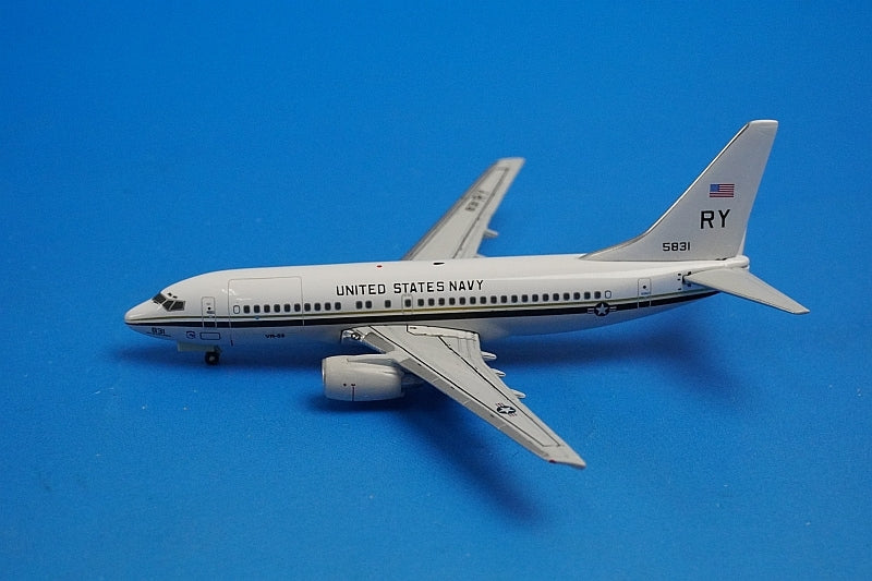 1:400 C-40 USN United States Navy #RY-831 GJUSN295 Gemini airplane model