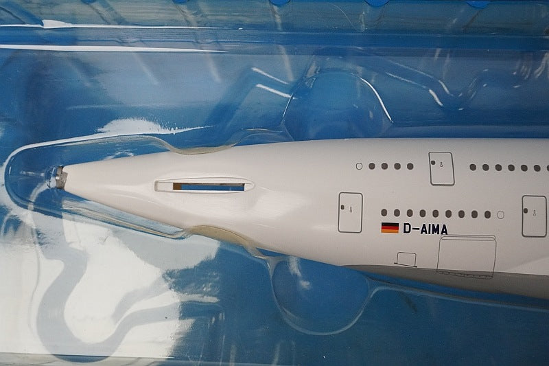 1:200 A380-800 Lufthansa Frankfurt am Main D-AIMA LH01 LIMOX airplane model