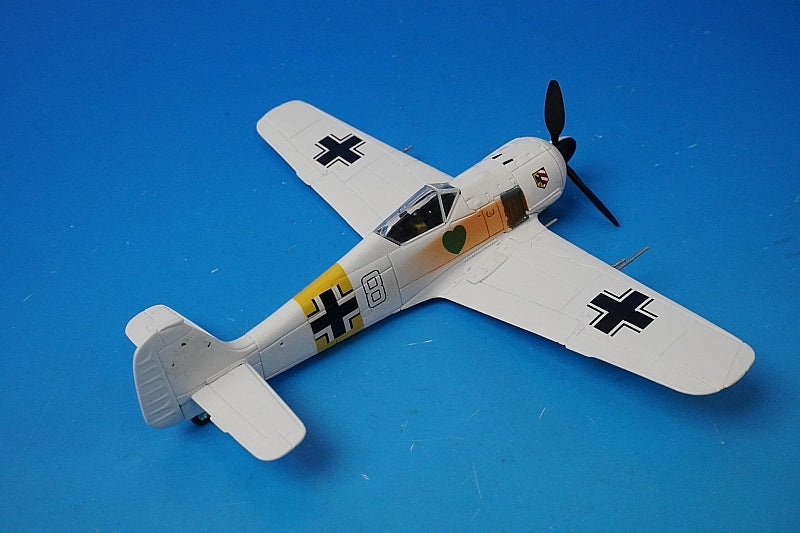 1:72 Focke-Wulf 190A-4 German Air Force White 8 AA34301 CORGI airplane model