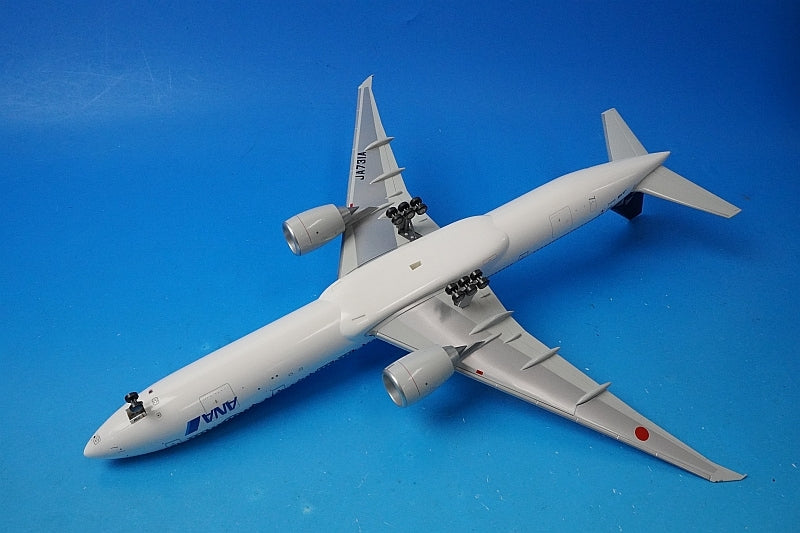 1:200 B777-300ER ANA Star Alliance JA731A NH20731R ANA airplane model