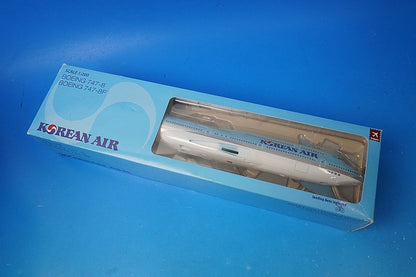 1:200 B747-8 Korean Air No registration number assigned 2407 Hogan airplane model