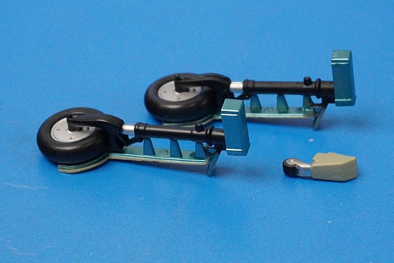 1:72 Mitsubishi A6M2 Zero Fighter Model 21 Zero Fighter Parts Set 3Piece Gear Set Hobby Master