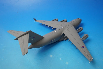 1:200 C-17A Royal Air Force No. 99 Squadron 7624 Hogan airplane model