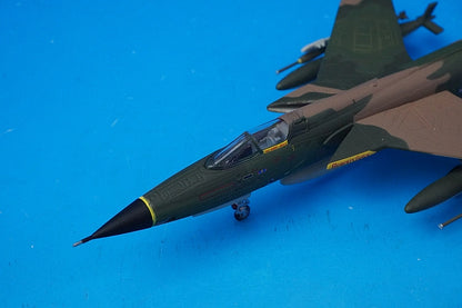 1:144 F-105D Thunderchief, U.S. Air Force, 355th Tactical Fighter Wing, 357th Tactical Fighter Squadron, Takley Air Base, RU/#60-0504 AV440027 Avionics