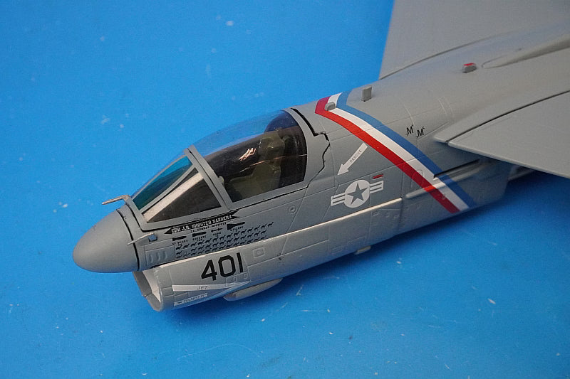1:72 A-7E US Navy Attack Squadron 72 Blue Hawks USS John F. Kennedy AC401 JCW-72-A7-001 JC Wings airplane model