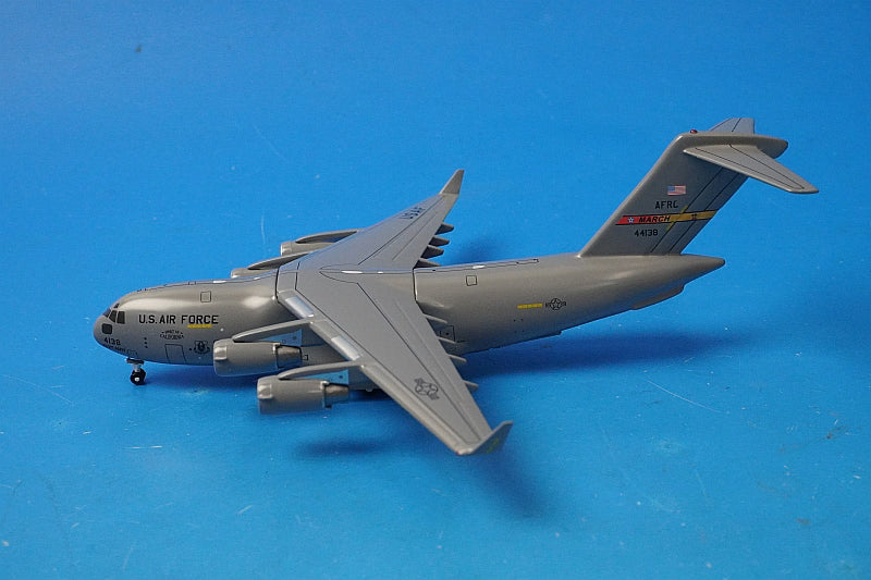 1:400 C-17 Globemaster, U.S. Air Force, March Air Force Base GMUSA015 Gemini
