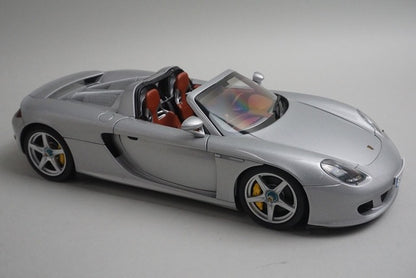 1:18 AUTOart 78041 Porsche Carrera GT Silver model car