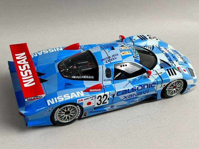 1:18 AUTOart 89876 Nissan R390 GT1 1998 Le Mans 24 Hours 3rd Overall  #32  Kazuyoshi Hoshino/Aguri Suzuki/Masahiko Kageyama